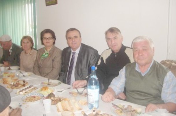 Deputatul Iorguş s-a alăturat comunităţii musulmane de Bayram